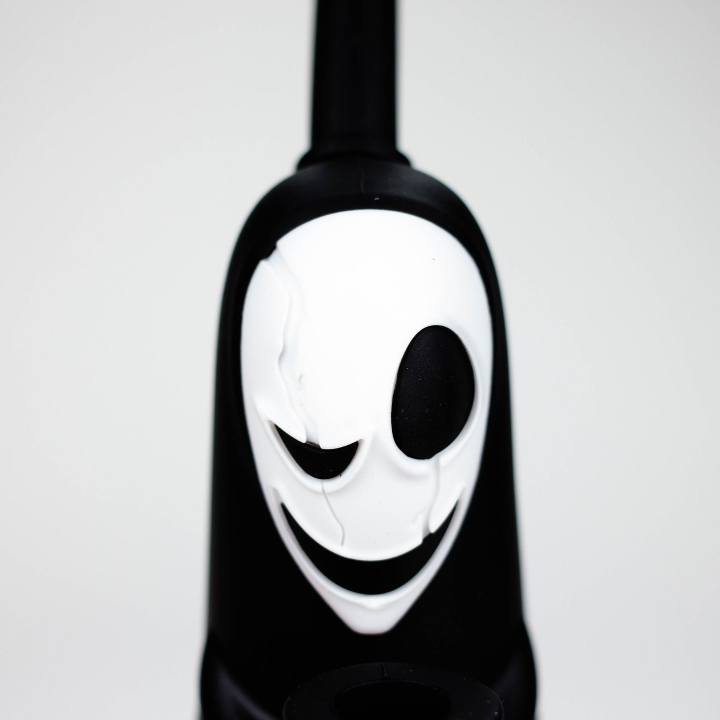6.5" Ghost Face Water Pipe