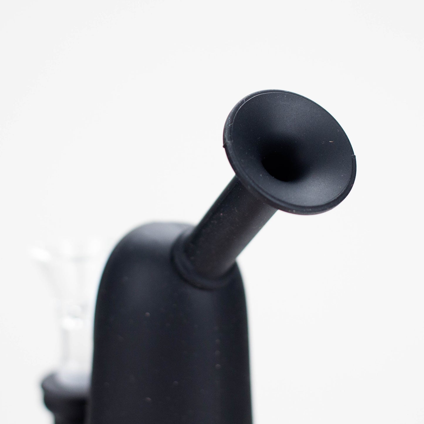 6.5" Kaonashi Water Pipe