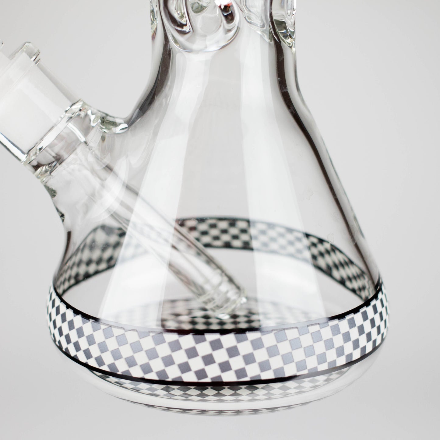 15" Grid Pattern Beaker Bong – Glow in the Dark