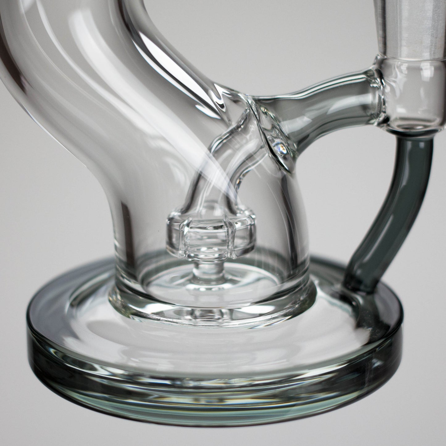WENEED | 9.5" TwistLine Glass Bong