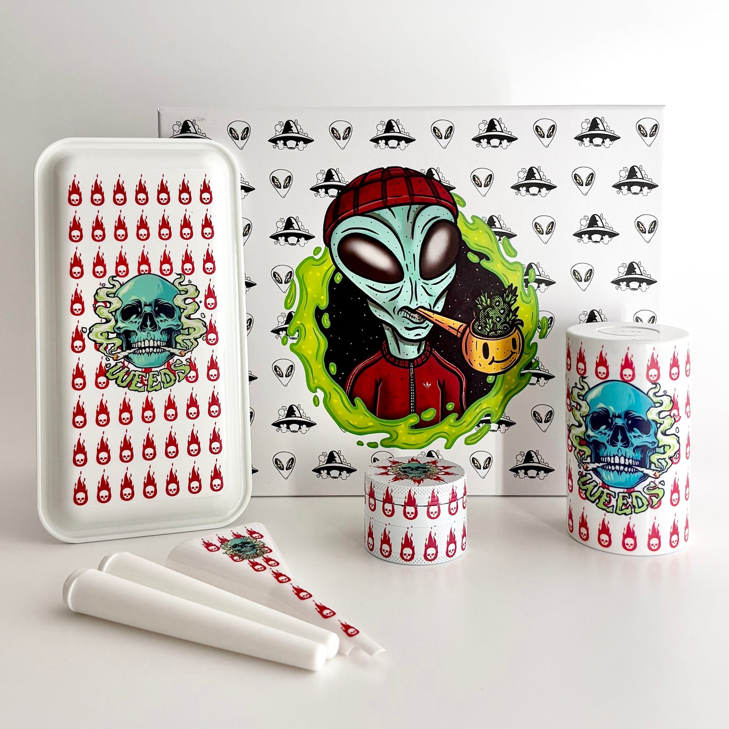 Smoking Skull Accessory Gift Set
