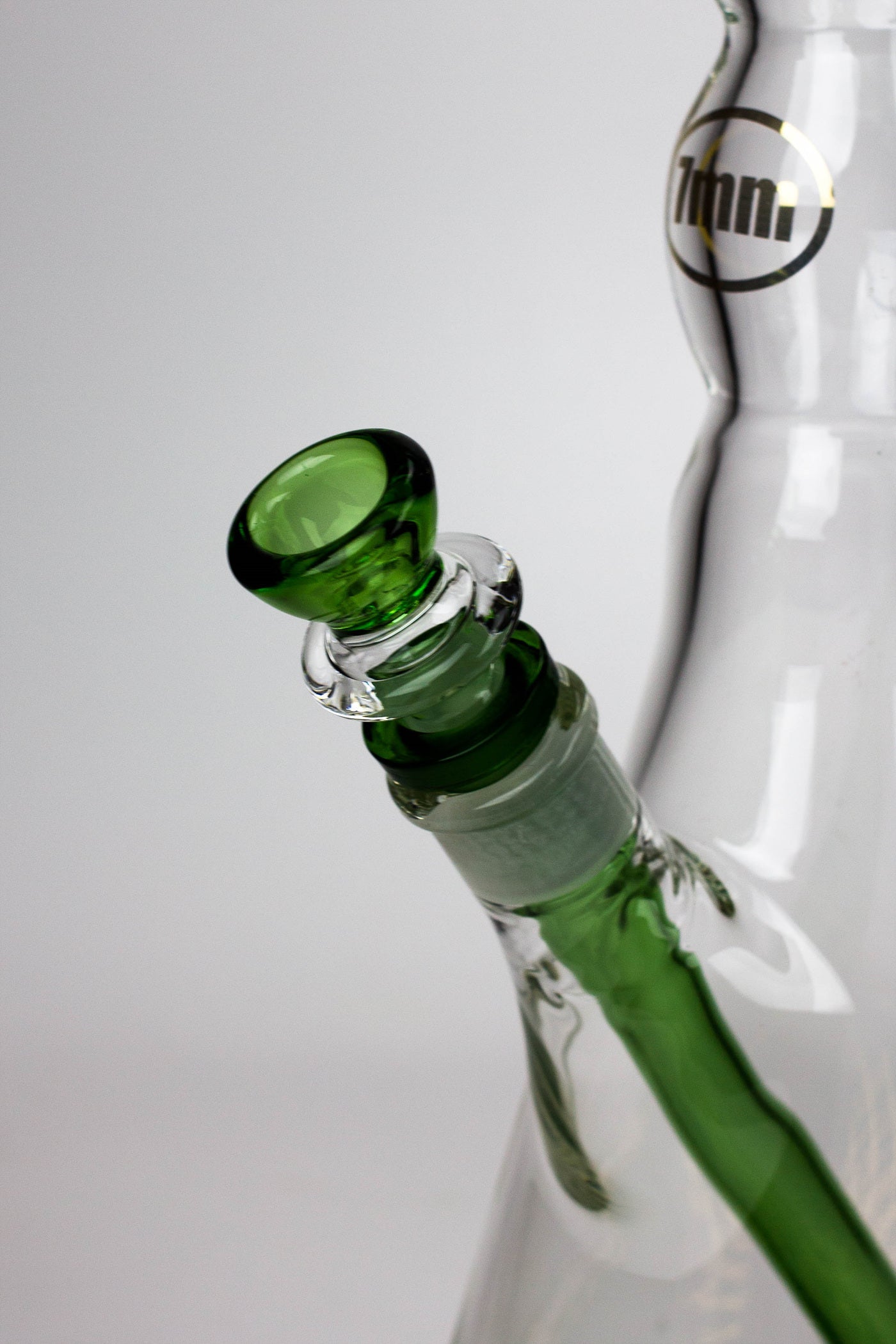 32" DANK 7 mm curved tube beaker water bong