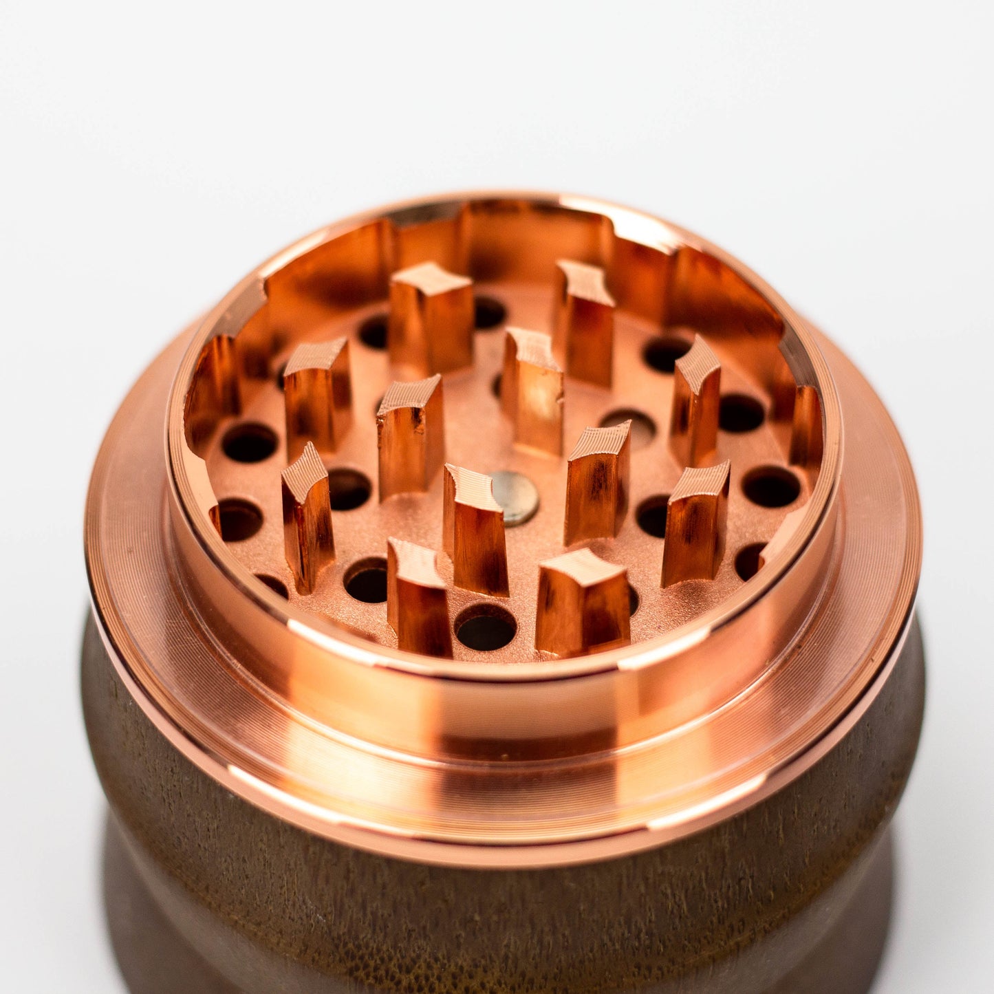 4 parts wooden cover grinder Box of 6_4