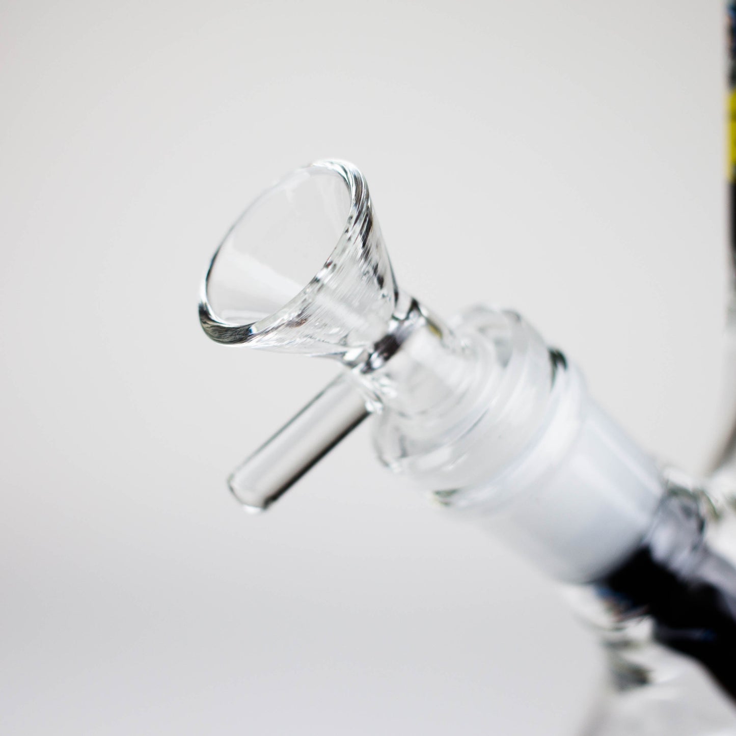 7.5" 4mm R&M Design Beaker Bong