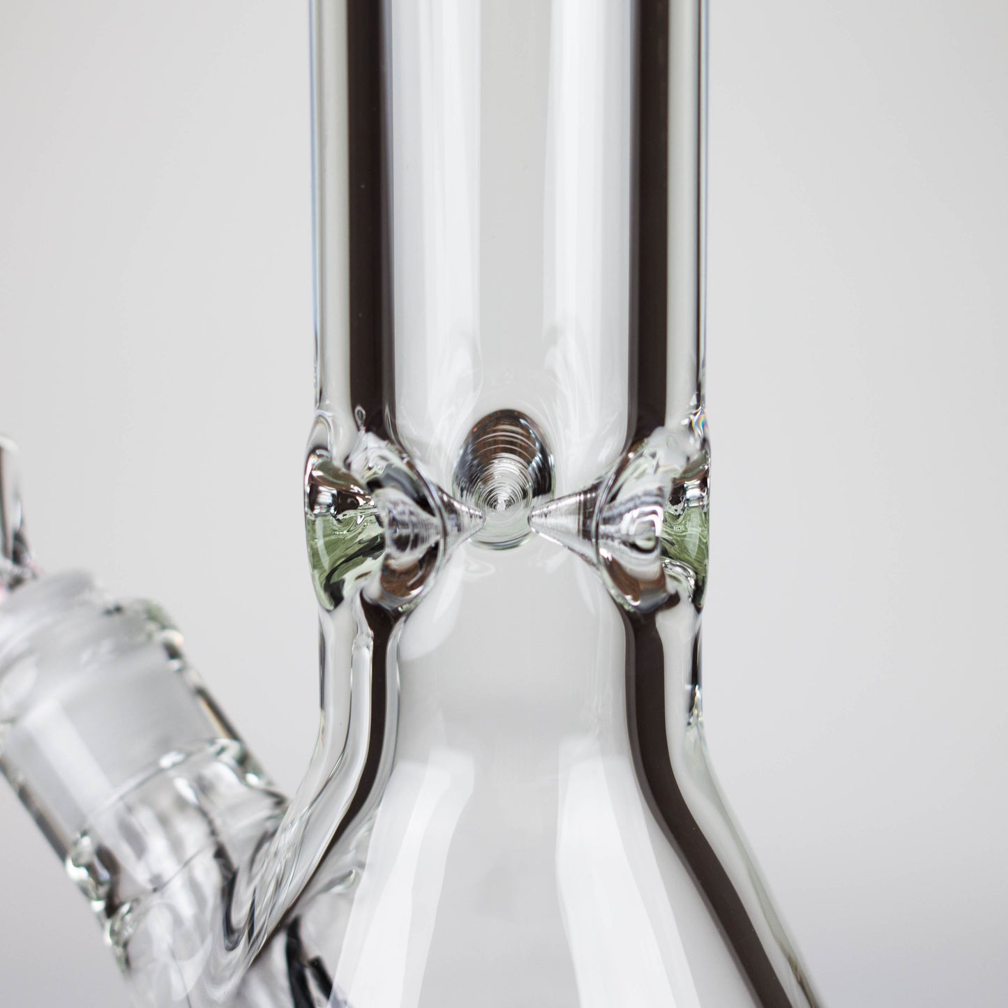 HIT | 20" - 9mm Thick Glass Water Pipe