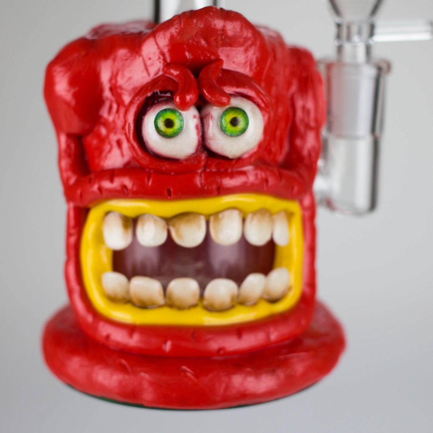 8" Monster Madness Resin Bong