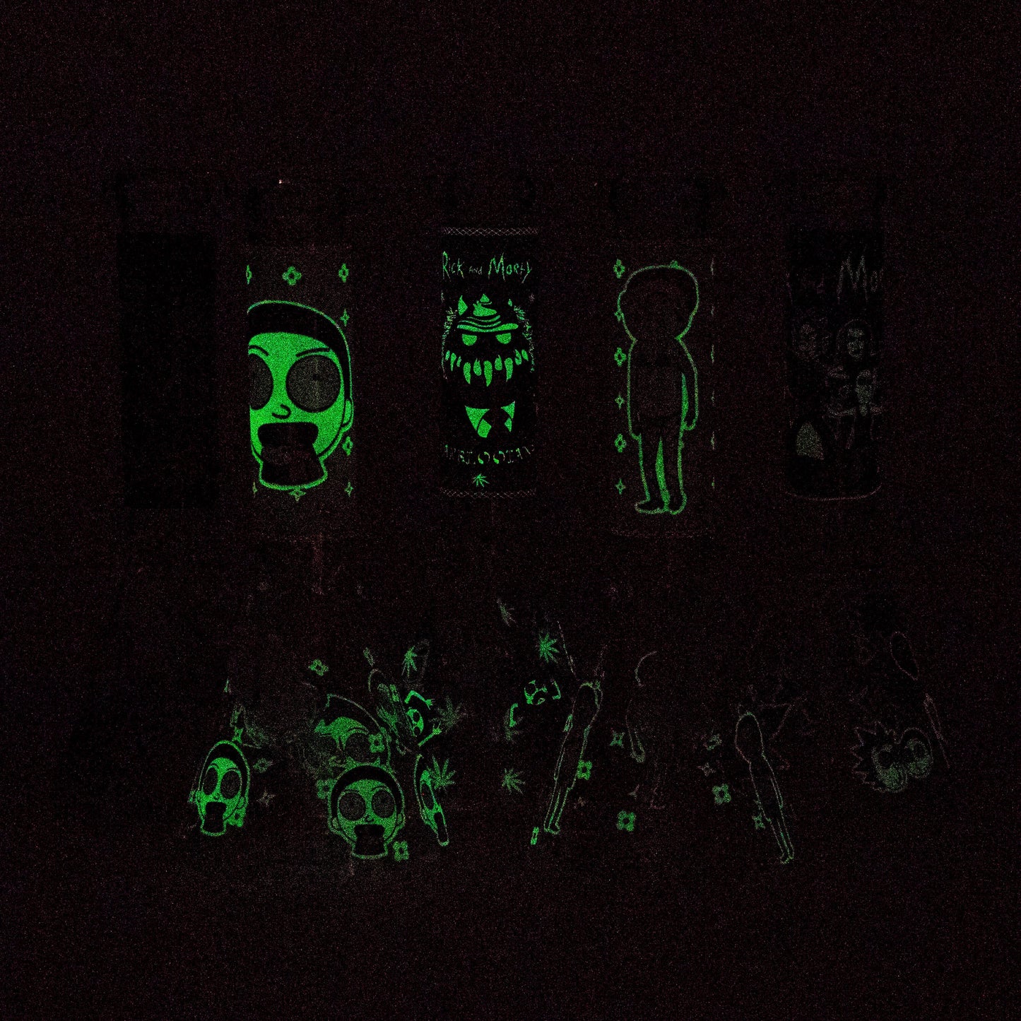 10" Cartoon Designs Glow In The Dark beaker bong In the Box