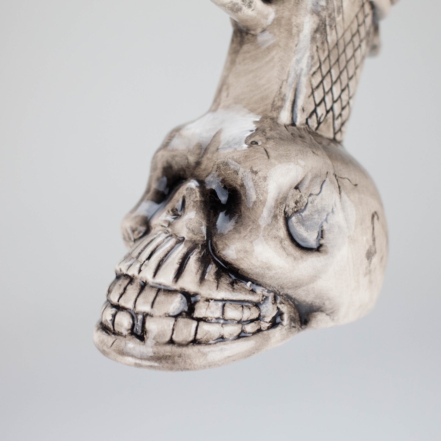 8" Skull Gun Ceramic Bong – Dark Art-Inspired Smoking Piece [ES090WP]