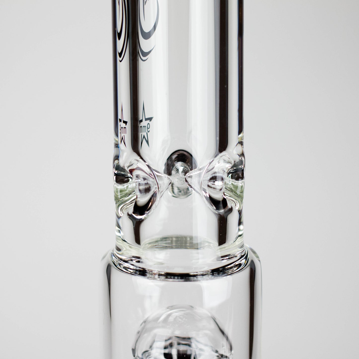 Genie | 17.5" 10-Arm 9mm Colored Bottom Glass Bong [GE4180]