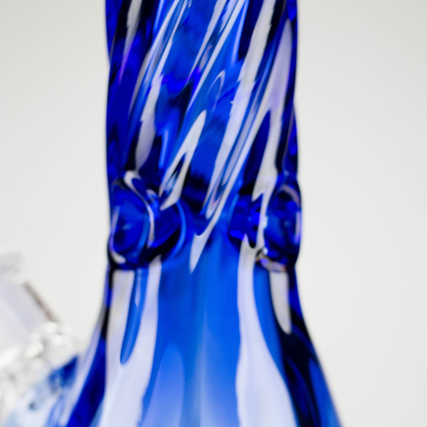 Genie | 16" 9mm Twist Glass Beaker Bong