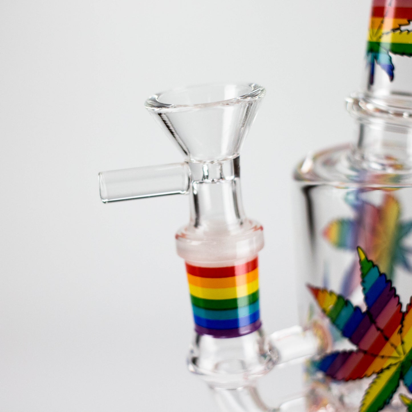 7" 2-in-1 Leaves Design Rig with Perc, Banger & Bowl Included