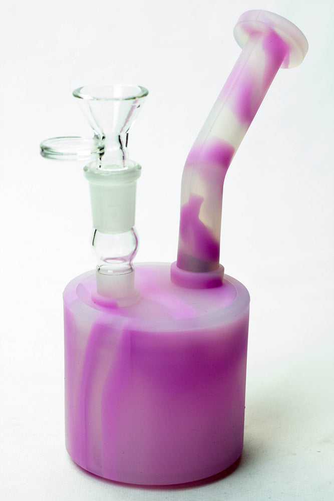 7" Detachable silicone bubbler