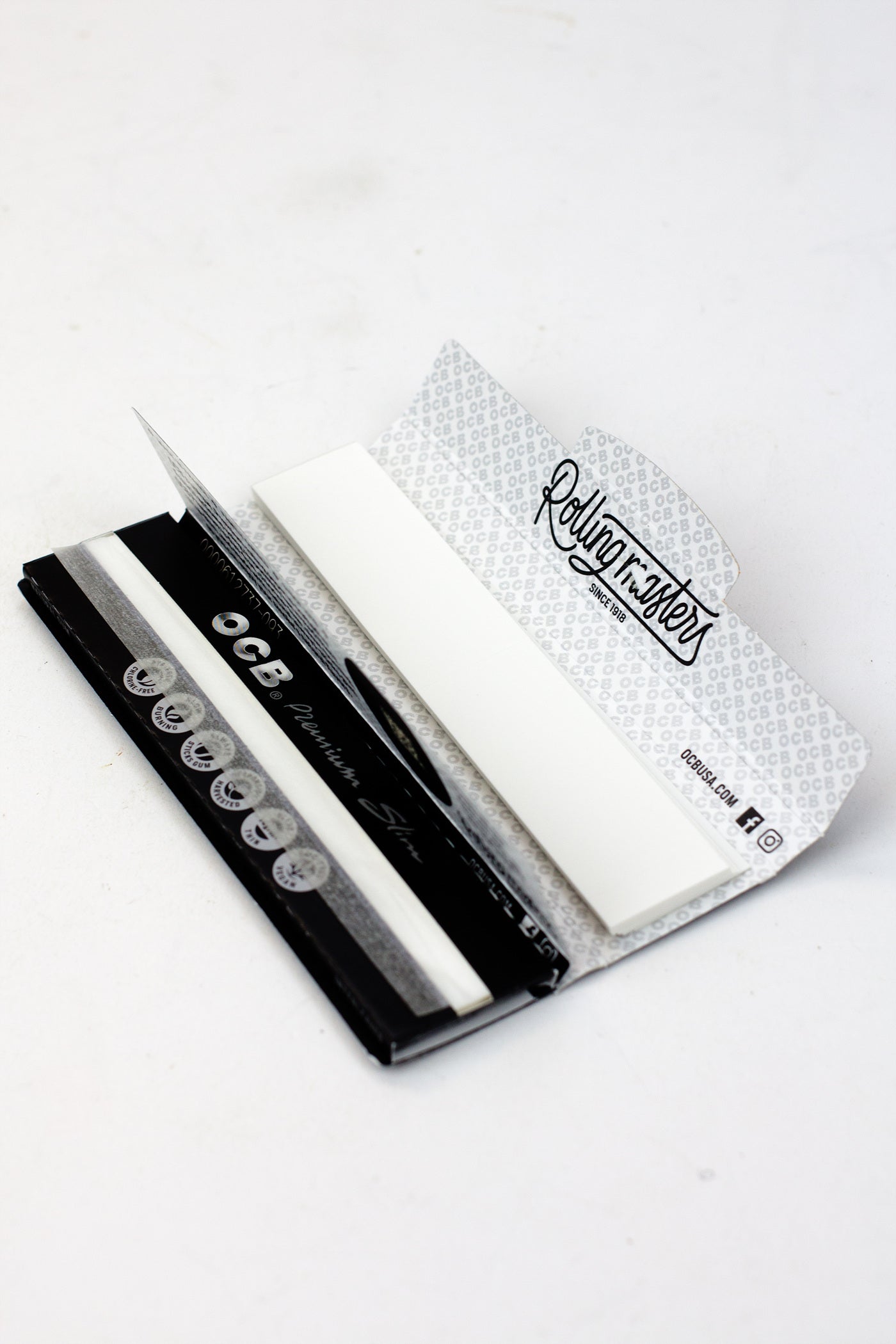 OCB King Slim Premium rolling paper with Tips - 24 packs
