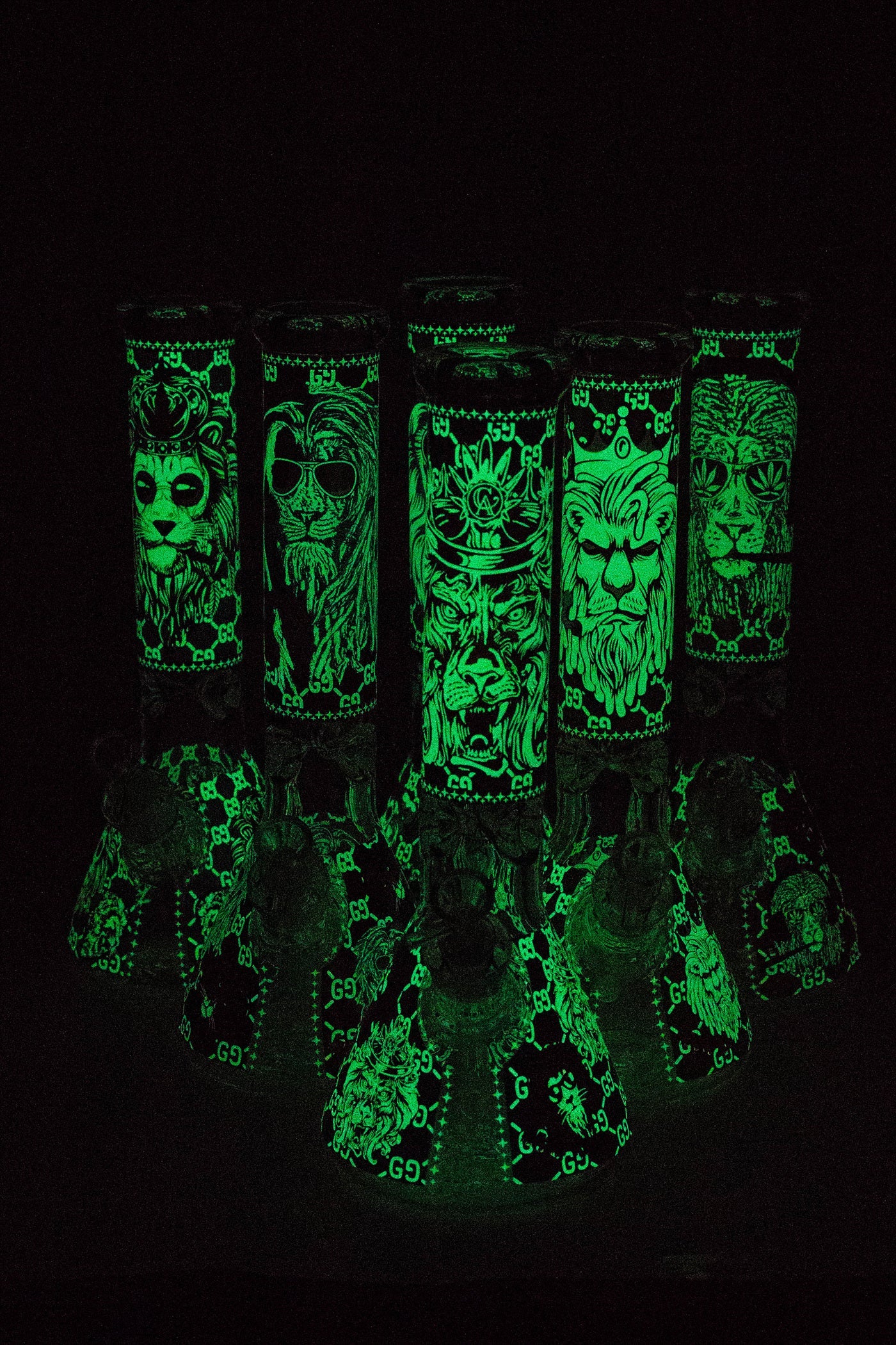 14" Hash King Glow in the dark 9 mm glass bong