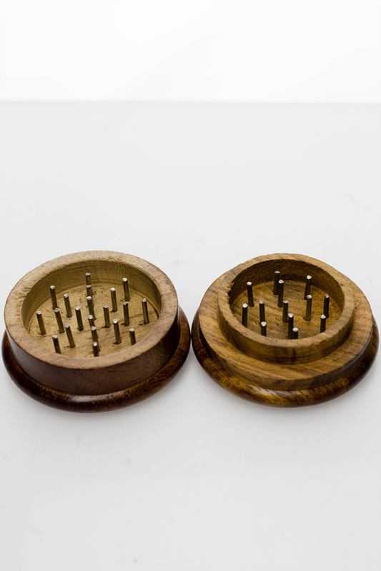 Leaf carved  2 parts wooden grinder