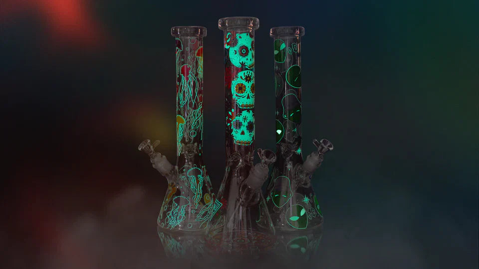Red Eye Glass® | 10" Sugar Skull Glow-in-the-Dark Water Pipe