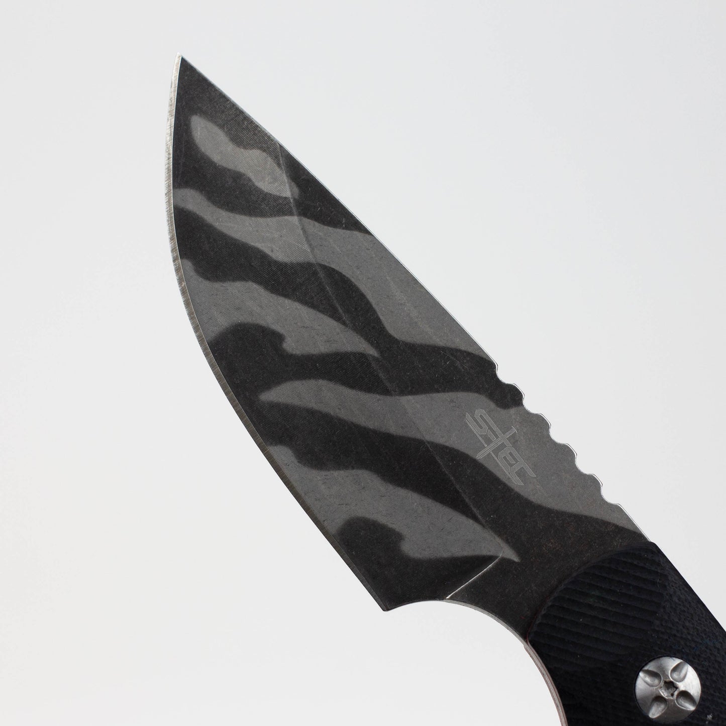 Tiger Stripe Tactical Throwing Knife [T226145]