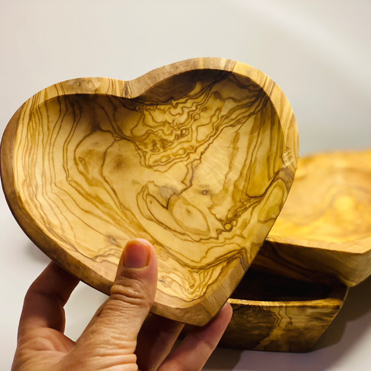 VOW | Olive Wood Heart Rolling Tray/Smoker's Gift_1