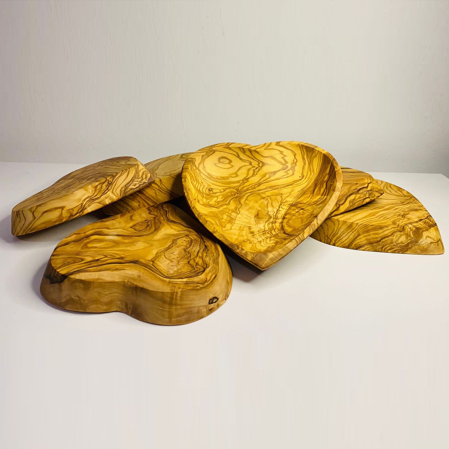 VOW | Olive Wood Heart Rolling Tray/Smoker's Gift_3